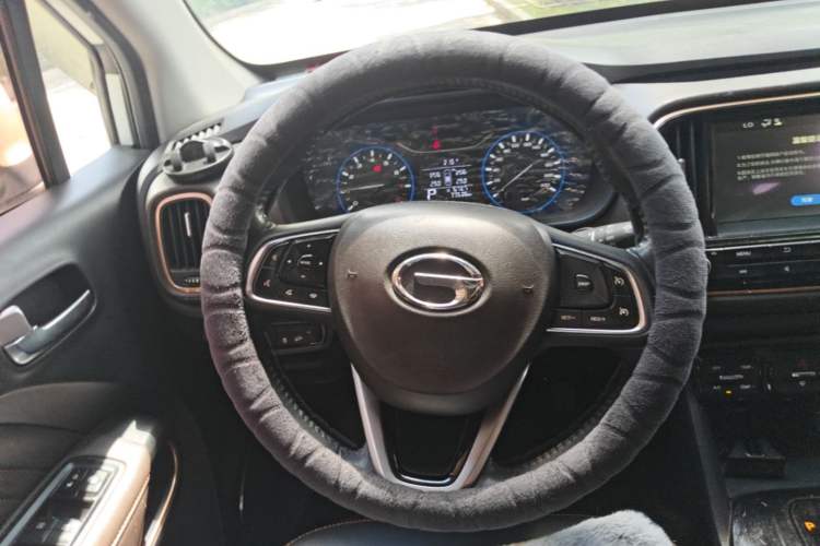 Used GAC Trumpchi GS3 2019 235T Automatic Elite Edition Steering Wheel