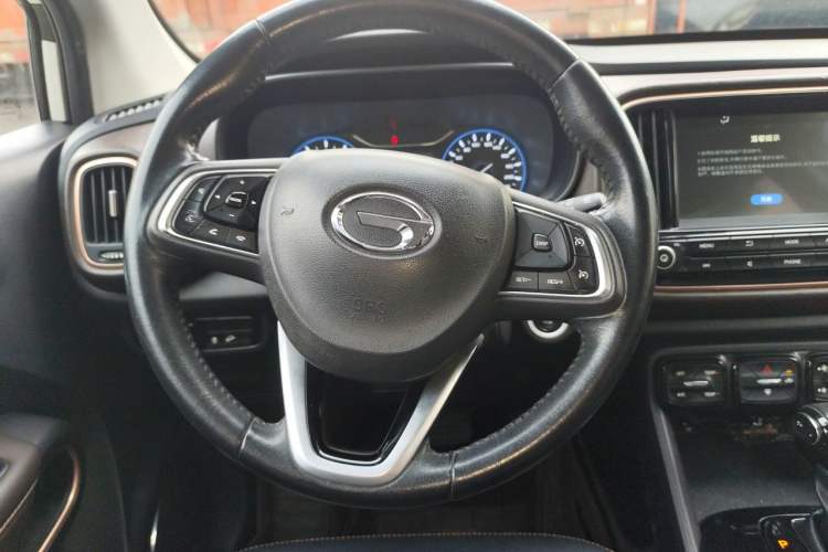 Used GAC Trumpchi GS3 2019 235T Automatic Elite Edition Steering Wheel