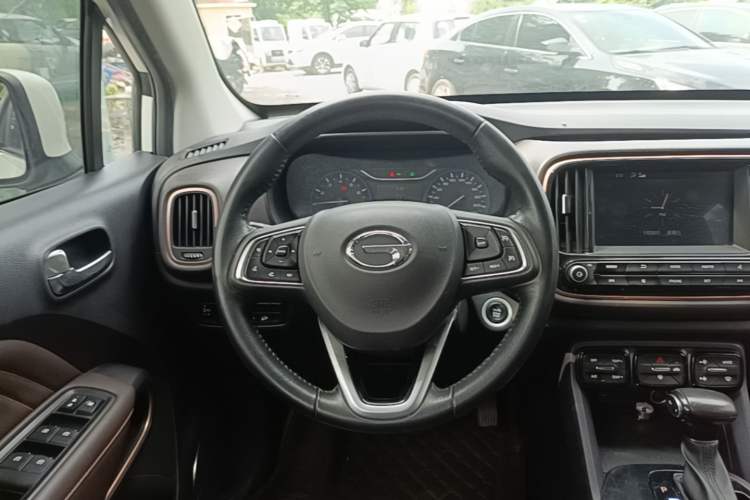 Used GAC Trumpchi GS3 2019 235T Automatic Elite Edition Steering Wheel