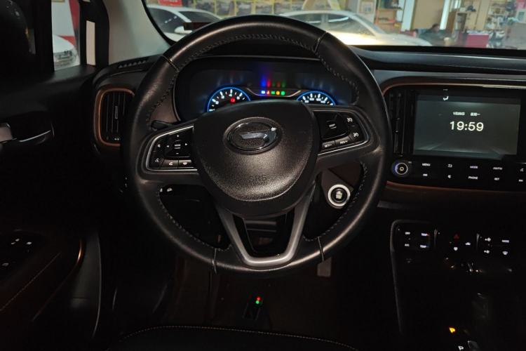 Used GAC Trumpchi GS3 2019 235T Automatic Elite Edition Steering Wheel
