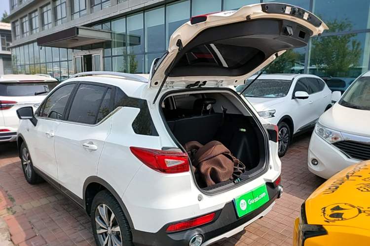 Used GAC Trumpchi GS3 2019 235T Automatic Elite Edition Trunk