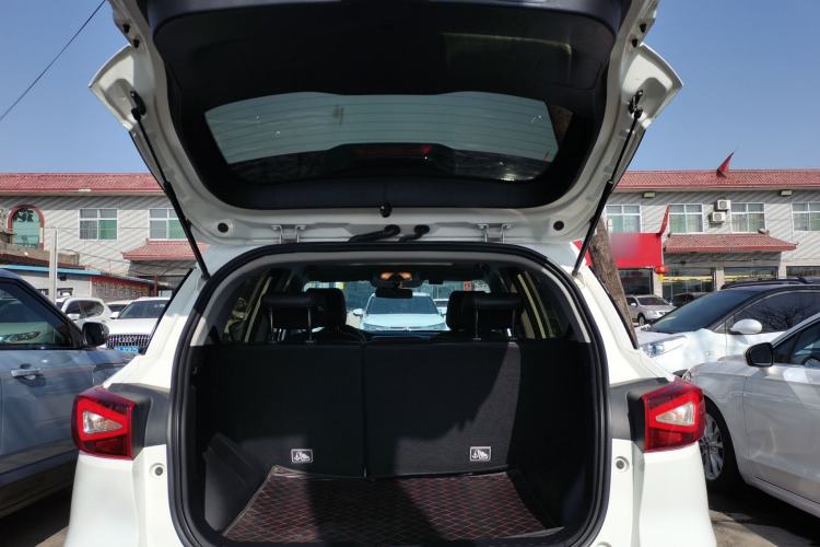 Used GAC Trumpchi GS3 2019 235T Automatic Elite Edition Trunk