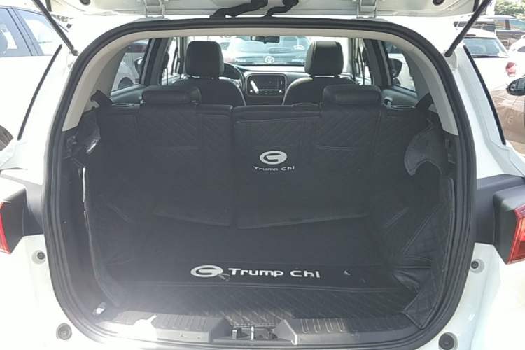 Used GAC Trumpchi GS3 2019 235T Automatic Elite Edition Trunk