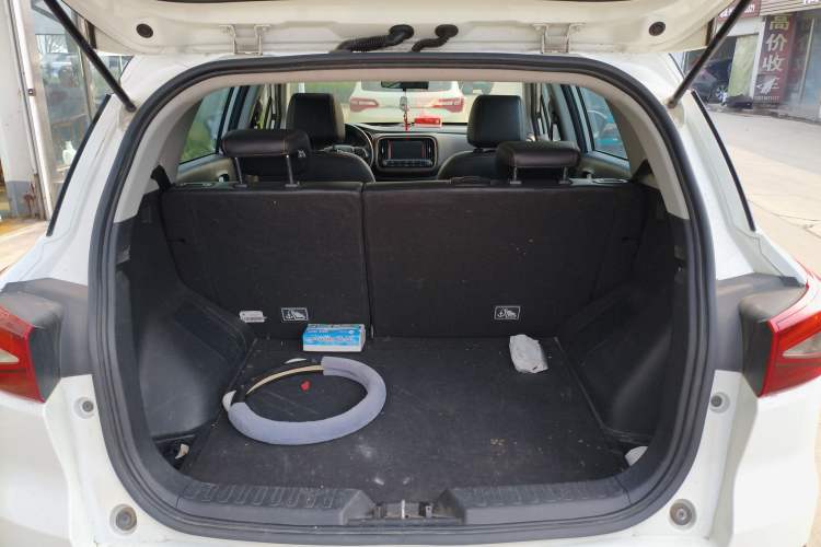 Used GAC Trumpchi GS3 2019 235T Manual Elite Edition Trunk