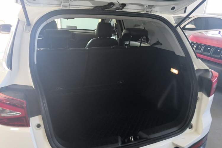 Used GAC Trumpchi GS3 2019 235T Automatic Elite Edition Trunk