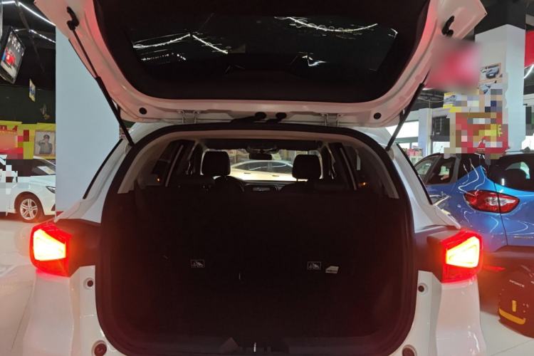 Used GAC Trumpchi GS3 2019 235T Automatic Elite Edition Trunk