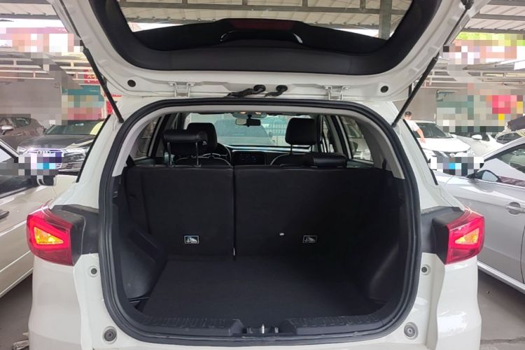 Used GAC Trumpchi GS3 2019 235T Automatic Elite Edition Trunk
