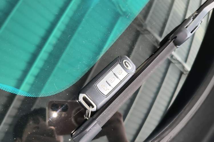 Used GAC Trumpchi GS3 2019 235T Automatic Luxury Edition Vehicle Key