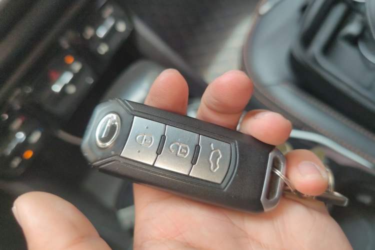 Used GAC Trumpchi GS3 2019 235T Automatic Elite Edition Vehicle Key