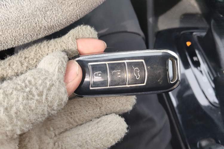 Used GAC Trumpchi GS3 2019 235T Automatic Elite Edition Vehicle Key