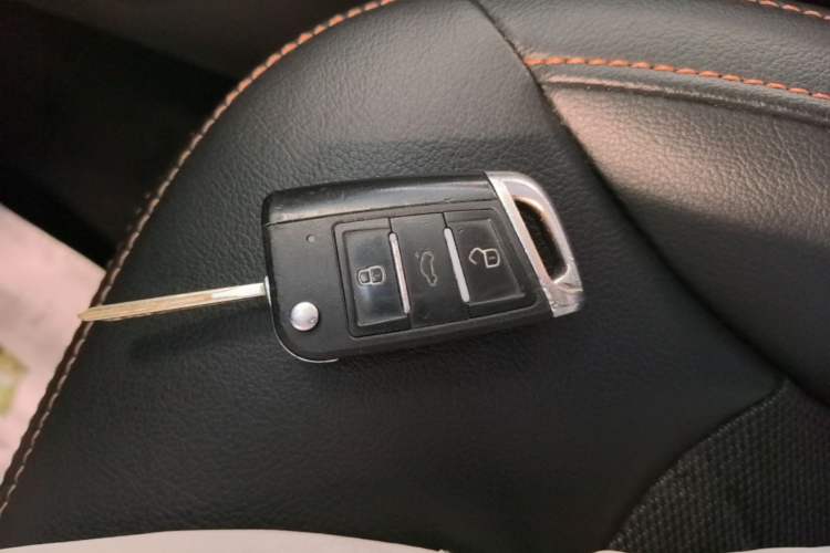 Used GAC Trumpchi GS3 2019 235T Manual Comfort Edition Vehicle Key