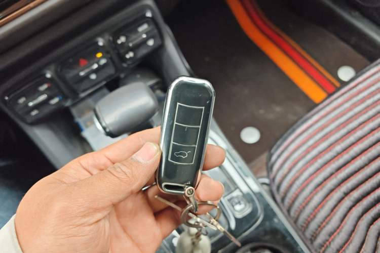 Used GAC Trumpchi GS3 2019 235T Automatic Elite Edition Vehicle Key