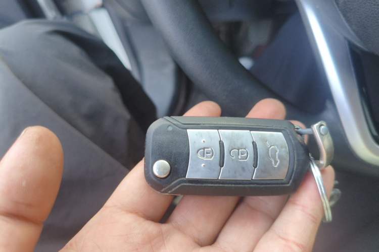 Used GAC Trumpchi GS3 2019 235T Manual Elite Edition Vehicle Key