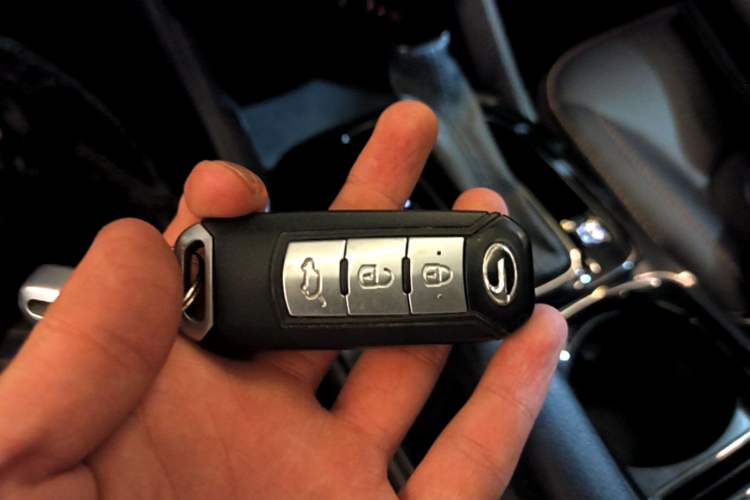 Used GAC Trumpchi GS3 2019 235T Automatic Elite Edition Vehicle Key