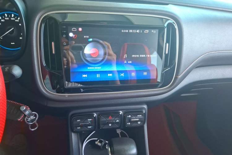 Used GAC Trumpchi GS3 2020 235T Automatic Comfort Edition Audio And AC Panel