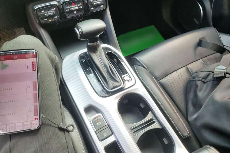 Used GAC Trumpchi GS3 2021 POWER 270T Automatic Luxury Edition Gear Lever