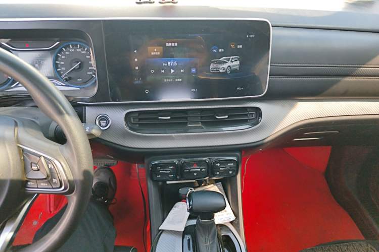 Used GAC Trumpchi GS3 2021 POWER 270T Automatic Dynamic Edition Audio And AC Panel