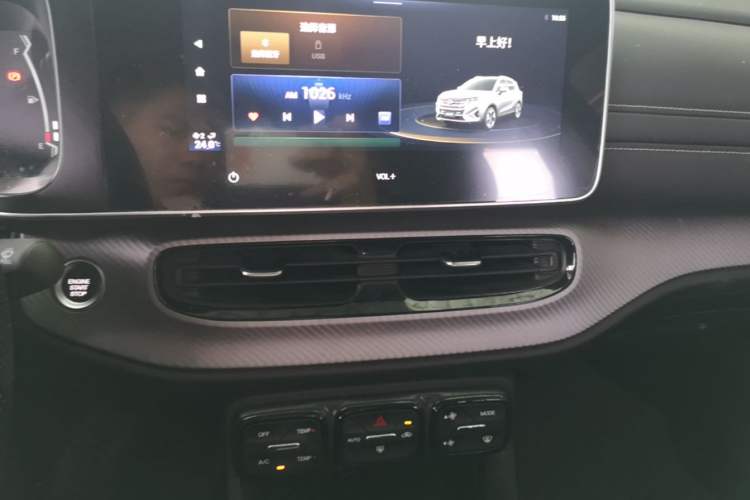 Used GAC Trumpchi GS3 2021 POWER 270T Automatic Luxury Edition Audio And AC Panel