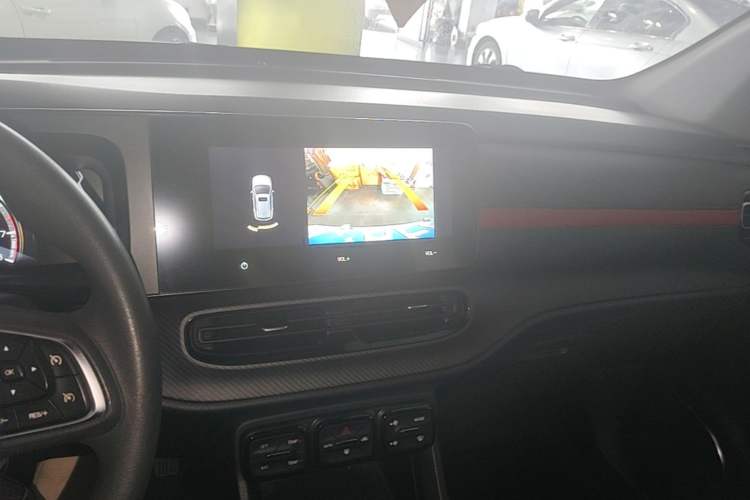 Used GAC Trumpchi GS3 2021 POWER 270T Automatic Luxury Edition Audio And AC Panel