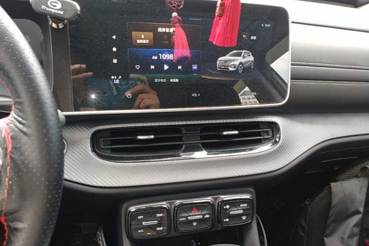 Used GAC Trumpchi GS3 2021 POWER 270T Automatic Luxury Edition Audio And AC Panel