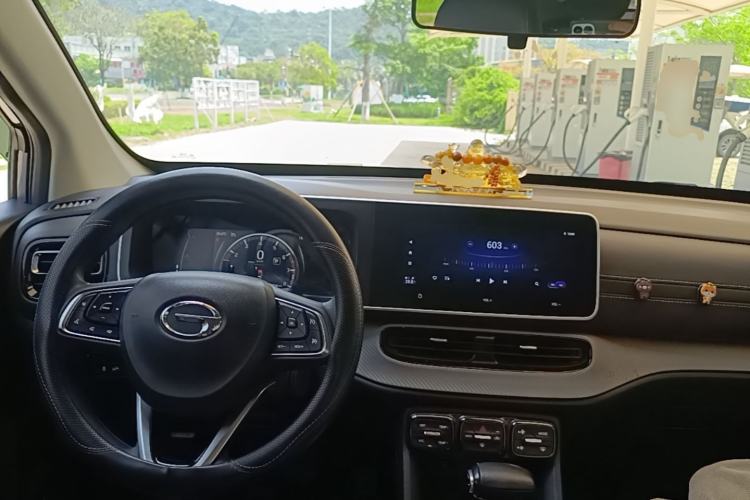Used GAC Trumpchi GS3 2021 POWER 270T Automatic Luxury Edition Center Console
