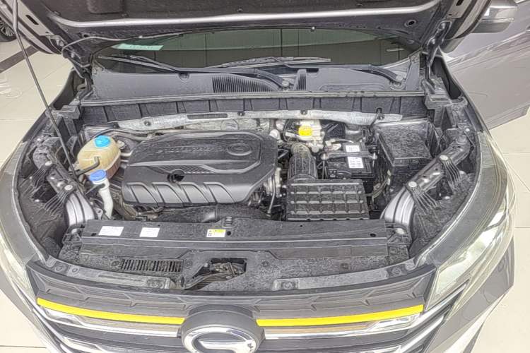 Used GAC Trumpchi GS3 2021 POWER 270T Automatic Red Edition Engine Bay