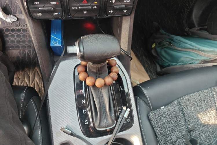 Used GAC Trumpchi GS3 2021 POWER 270T Automatic Luxury Edition Gear Lever