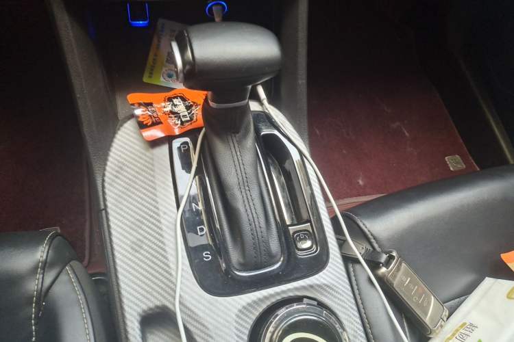 Used GAC Trumpchi GS3 2021 POWER 270T Automatic Luxury Edition Gear Lever