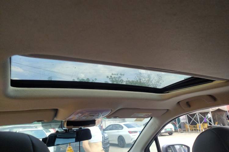 Used GAC Trumpchi GS3 2021 POWER 270T Automatic Prestige Edition Headliner