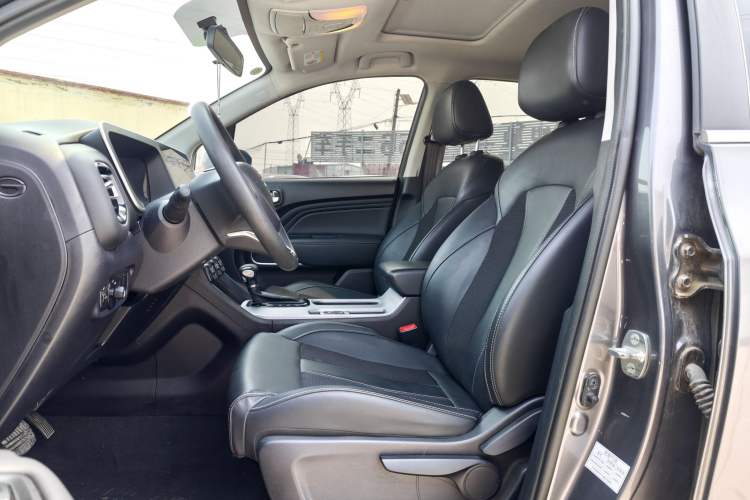 Used GAC Trumpchi GS3 2021 POWER 270T Automatic Dynamic Edition Left Front Seat