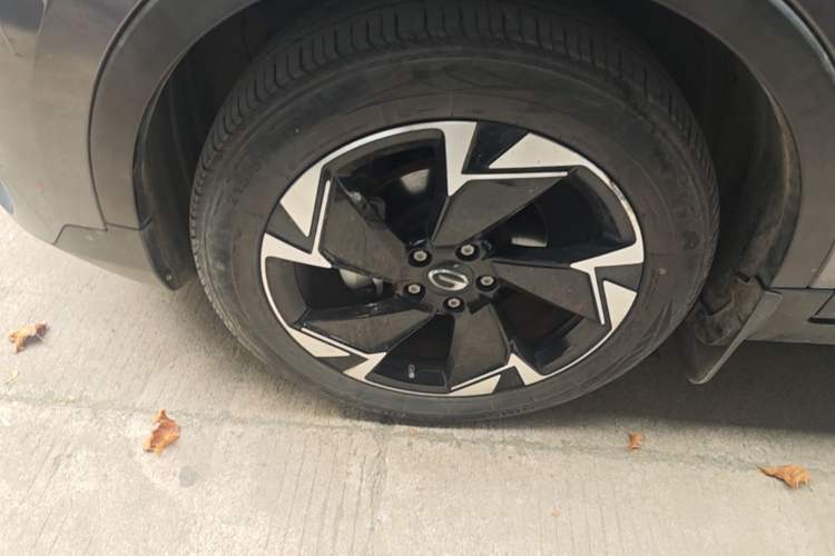 Used GAC Trumpchi GS3 2021 POWER 270T Automatic Dynamic Edition Left Front Wheel Hub