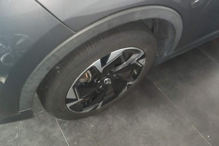 Used GAC Trumpchi GS3 2021 POWER 270T Automatic Luxury Edition Left Front Wheel Hub