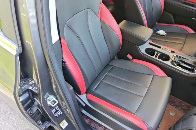 Used GAC Trumpchi GS3 2021 POWER 270T Automatic Luxury Edition Right Front Seat