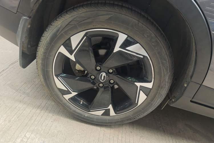 Used GAC Trumpchi GS3 2021 POWER 270T Automatic Dynamic Edition Right Rear Wheel Hub