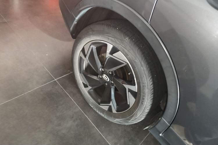 Used GAC Trumpchi GS3 2021 POWER 270T Automatic Luxury Edition Right Rear Wheel Hub