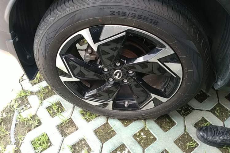 Used GAC Trumpchi GS3 2021 POWER 270T Automatic Luxury Edition Right Rear Wheel Hub