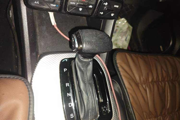 Used GAC Trumpchi GS3 2021 POWER 270T Automatic Luxury Edition Gear Lever