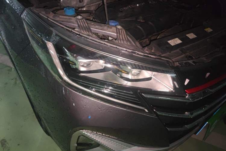 Used GAC Trumpchi GS3 2021 POWER 270T Automatic Luxury Edition Right Front Headlight