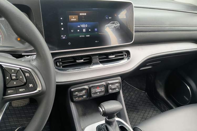 Used GAC Trumpchi GS3 2021 POWER 270T Automatic Luxury Edition Audio And AC Panel