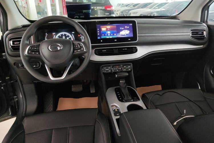 Used GAC Trumpchi GS3 2021 POWER 270T Automatic Red Edition Center Console