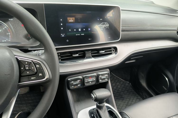 Used GAC Trumpchi GS3 2021 POWER 270T Automatic Luxury Edition Center Console