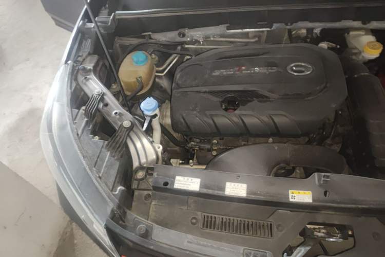 Used GAC Trumpchi GS3 2021 POWER 270T Automatic Prestige Edition Engine Bay Right