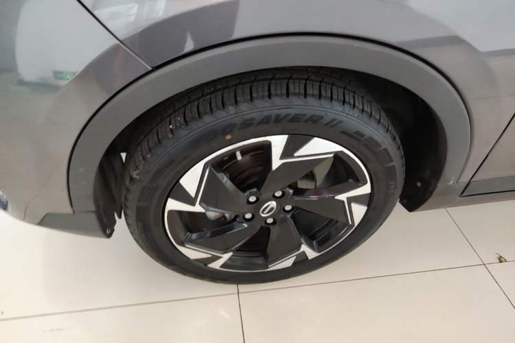 Used GAC Trumpchi GS3 2021 POWER 270T Automatic Red Edition Left Front Wheel Hub
