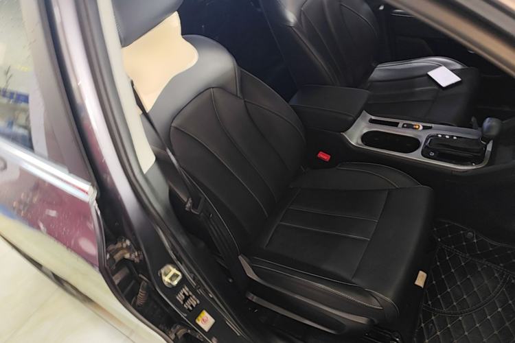 Used GAC Trumpchi GS3 2021 POWER 270T Automatic Luxury Edition Right Front Seat