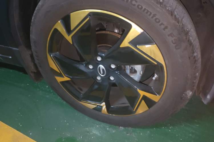 Used GAC Trumpchi GS3 2021 POWER 270T Automatic Luxury Edition Right Front Wheel Hub