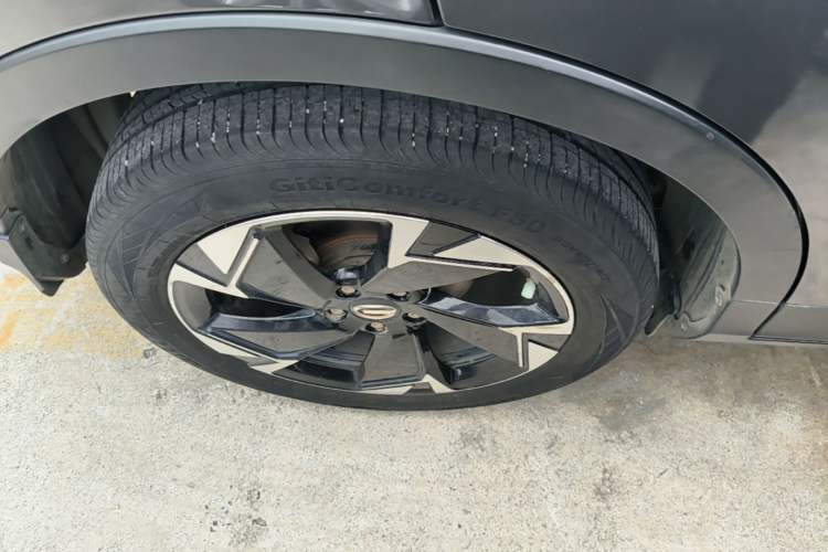 Used GAC Trumpchi GS3 2021 POWER 270T Automatic Luxury Edition Right Rear Wheel Hub