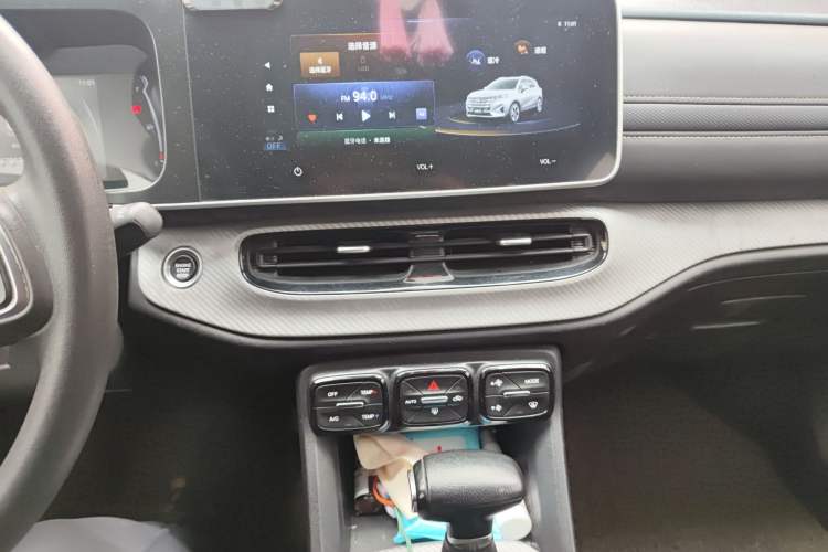 Used GAC Trumpchi GS3 2021 POWER 270T Automatic Luxury Edition Audio And AC Panel