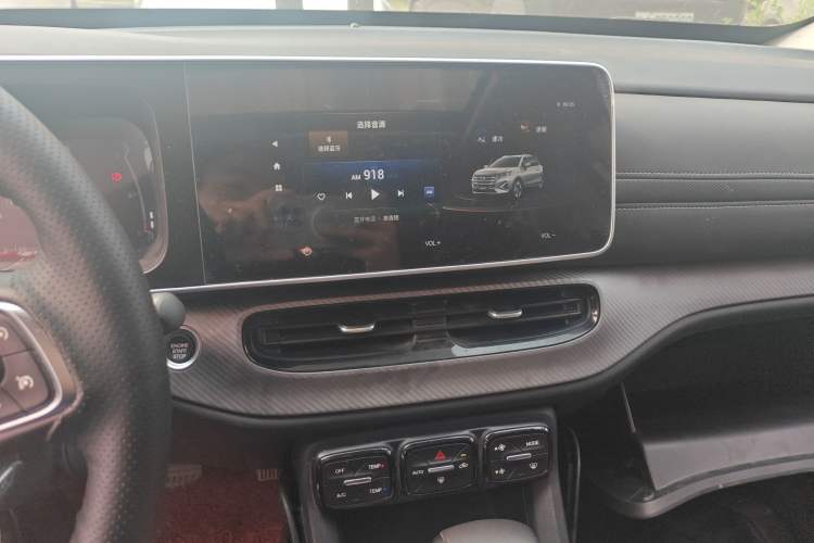 Used GAC Trumpchi GS3 2021 POWER 270T Automatic Luxury Edition Audio And AC Panel