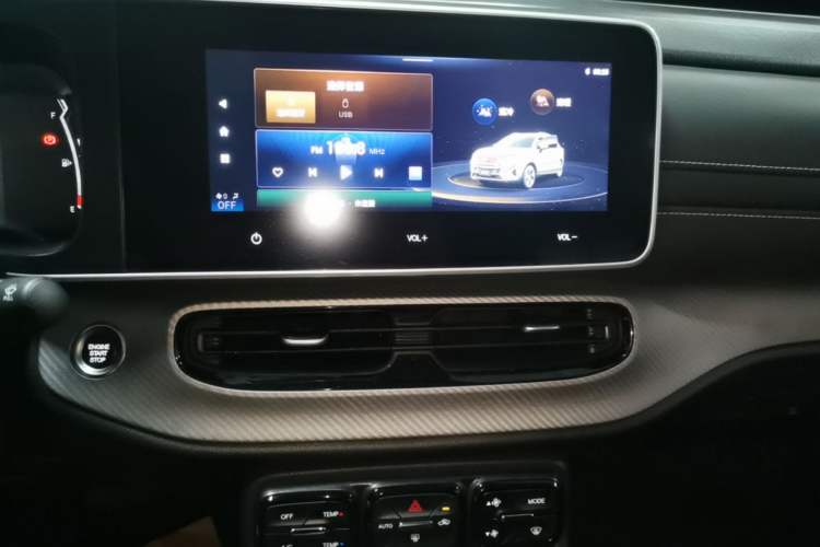 Used GAC Trumpchi GS3 2021 POWER 270T Automatic Luxury Edition Audio And AC Panel