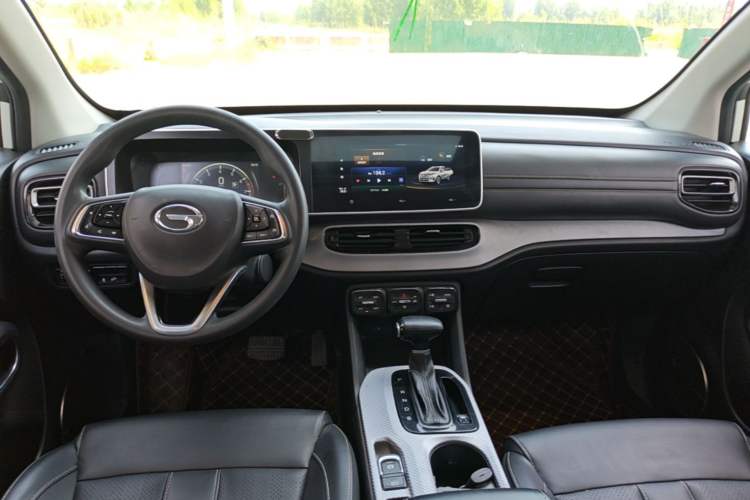 Used GAC Trumpchi GS3 2021 POWER 270T Automatic Luxury Edition Center Console